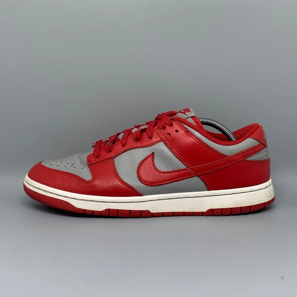 Nike Dunk Low “UNLV”‎ Medium Grey Varsity Red DD1391-002 Men’s Sz 11